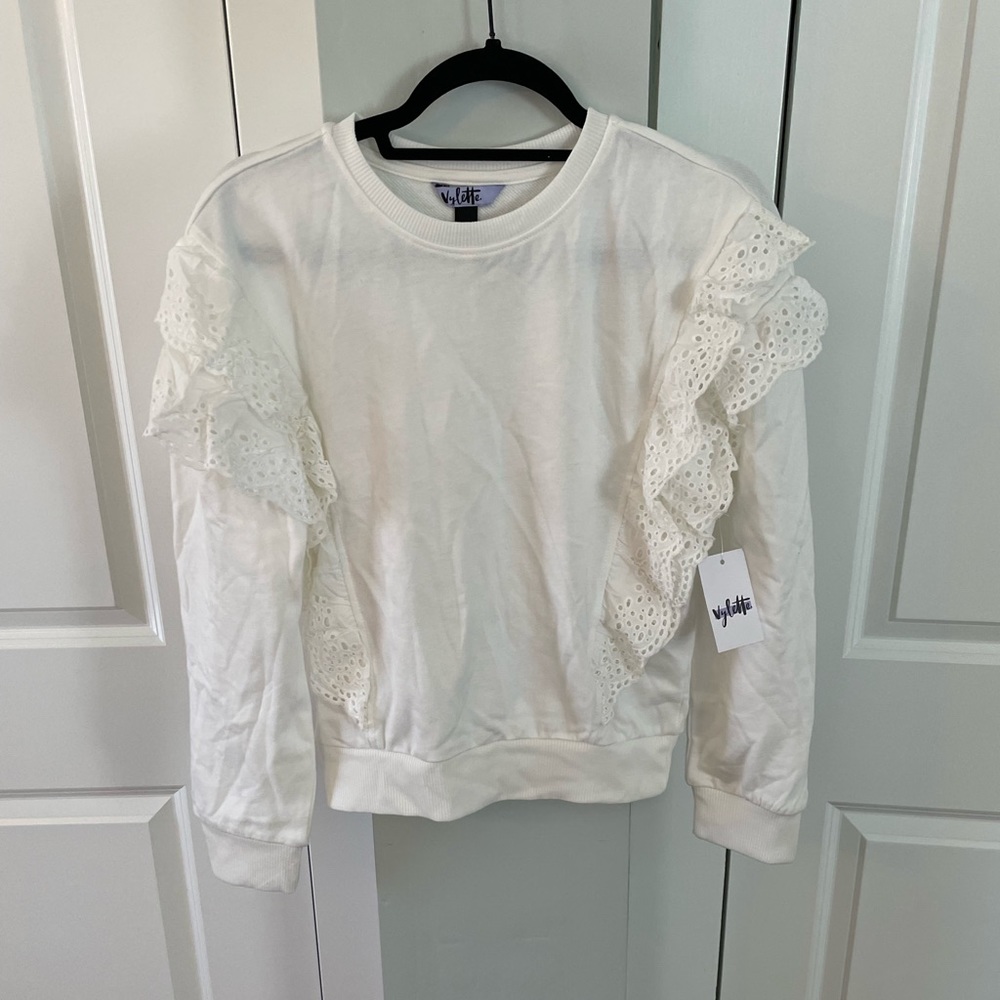 New white sweatshirt with lace ruffle detail